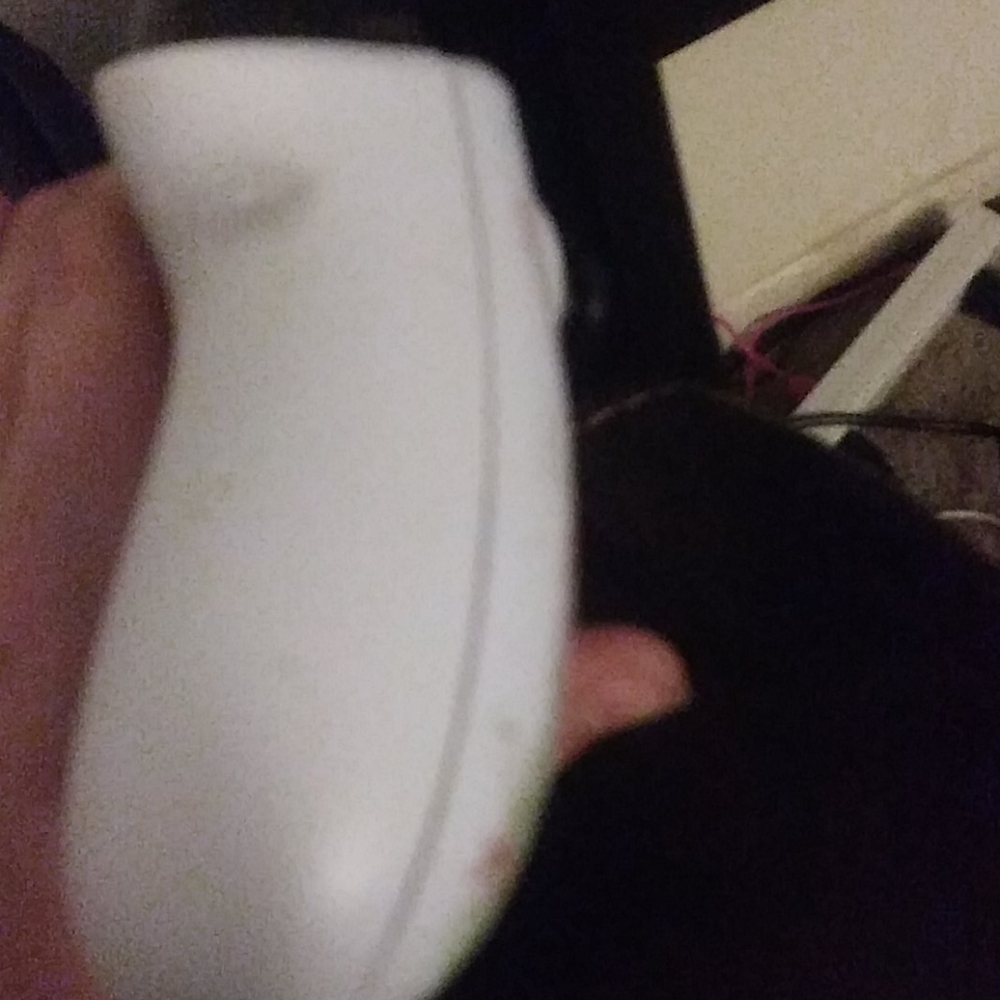 Custom-made Xbox One controller - Picture 3 of 3